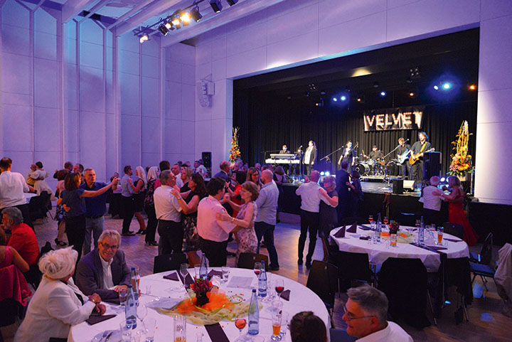 Tanzball in der Kulturhalle Süßen