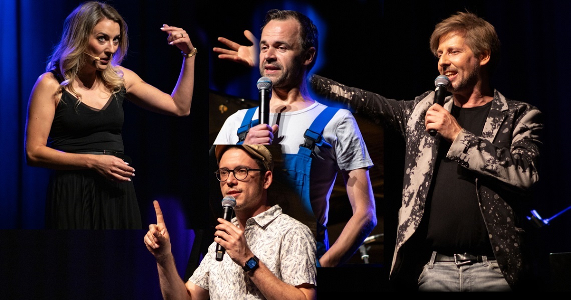 LOL im Juni 2023 in der Kulturhalle Süßen Comedians auf der Bühne beim Programm Laugh Out Loud (LOL), verschiedene Künstlerinnen und Künstler mit Mikrofonen in der Kulturhalle Süßen. Foto: Staufenpress.